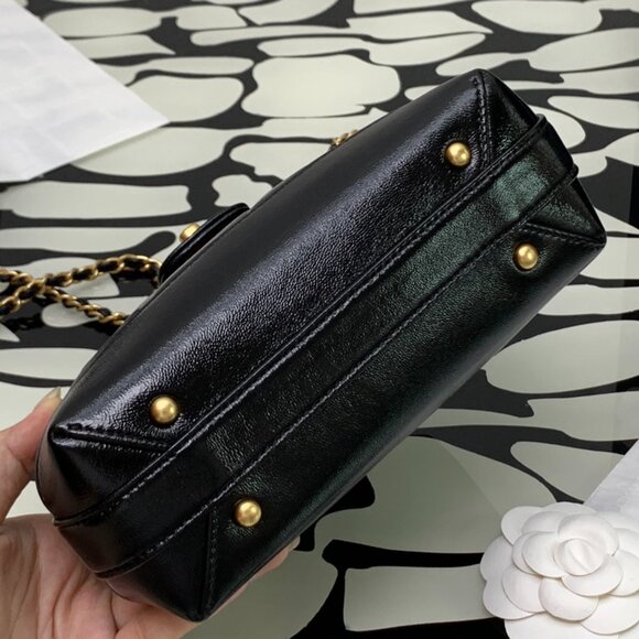Chanel women's shoulder bag - Picture 8 of 8